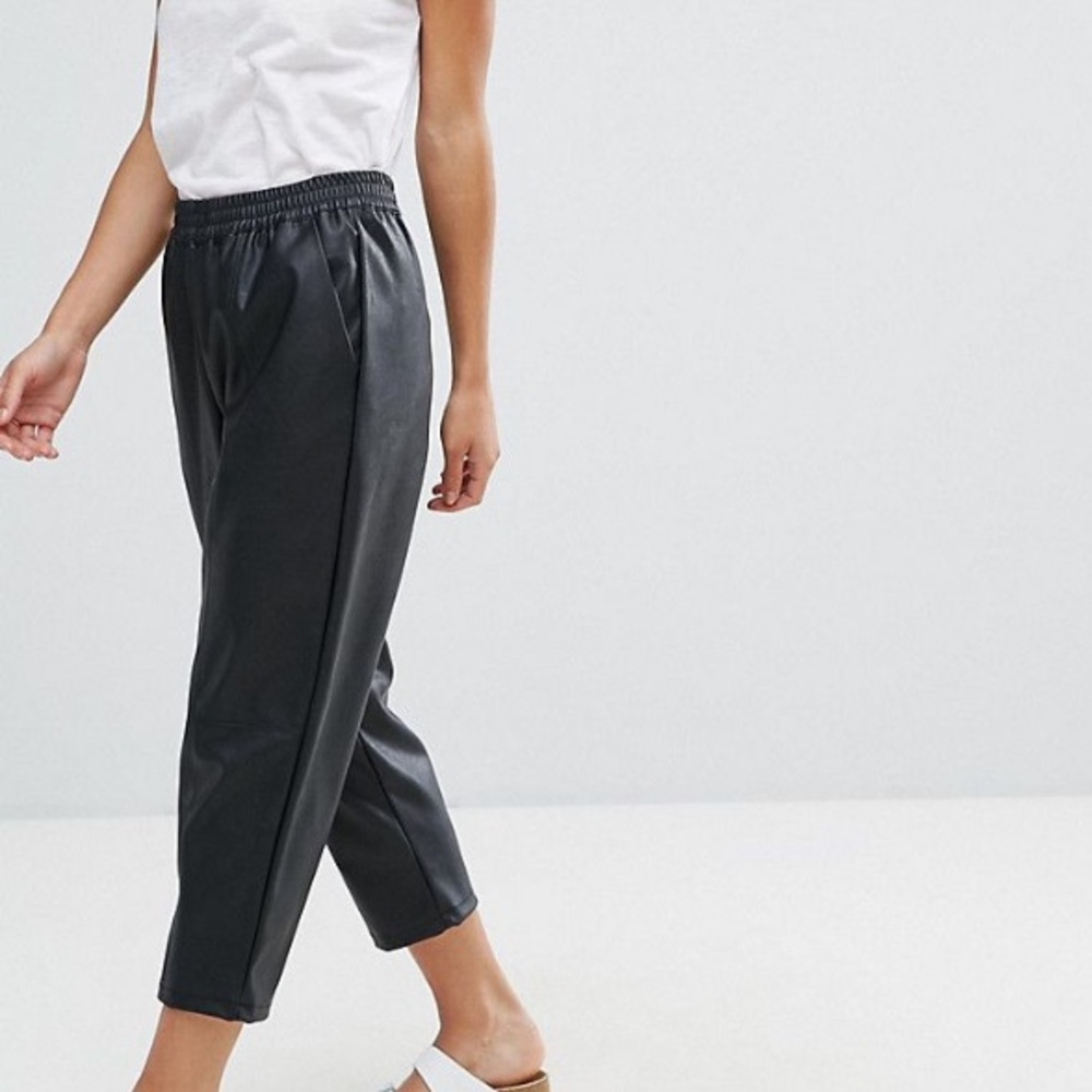 ASOS PETITE Faux Leather Tapered Pants. Size 0